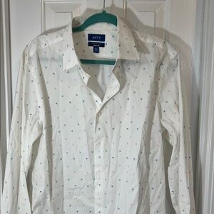 Apt. 9 Men's White Shirt with Colorful Accents